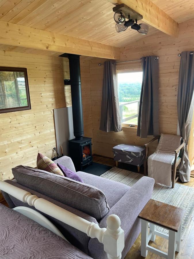 West Meon Cosy Cabin In Annie'S Meadow מראה חיצוני תמונה